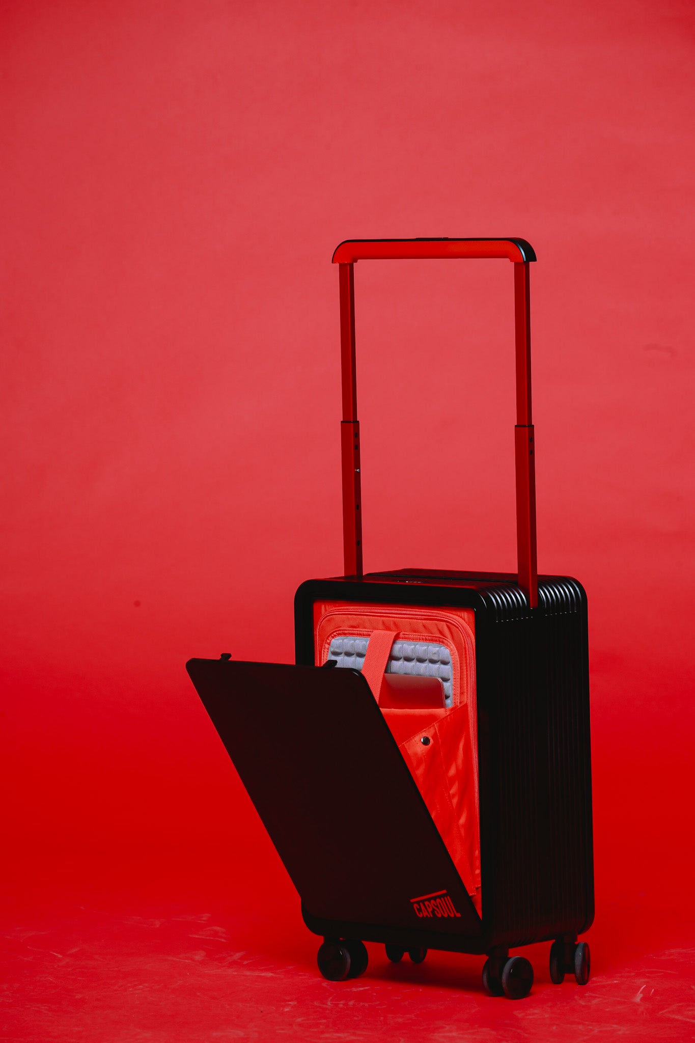The Onyx Carry On Suitcase
